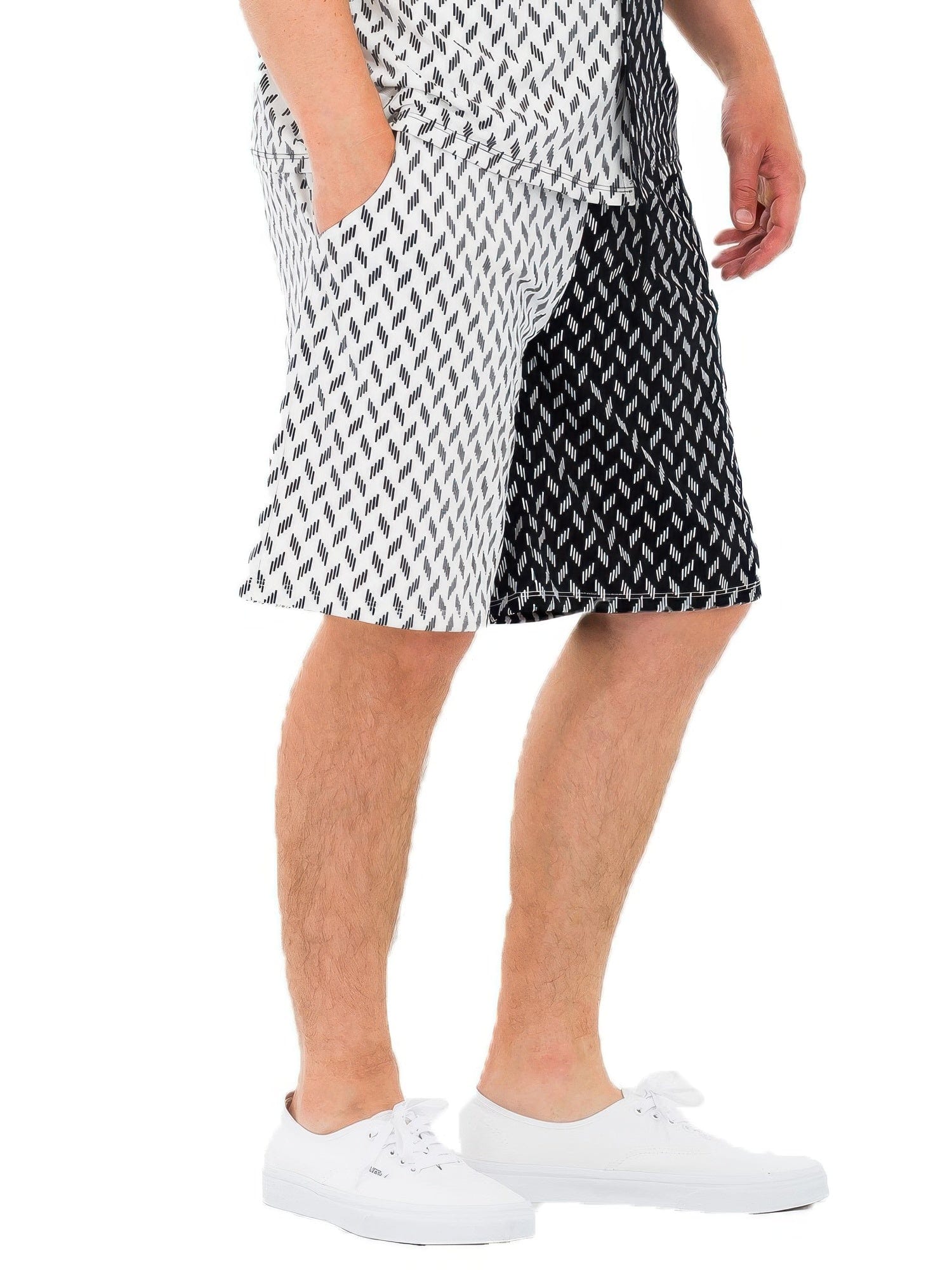 BelleVie Mode Mens Diamond Two Tone Print Shorts