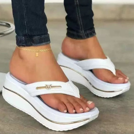 Toe Post Platform Sandals - BelleVieMode